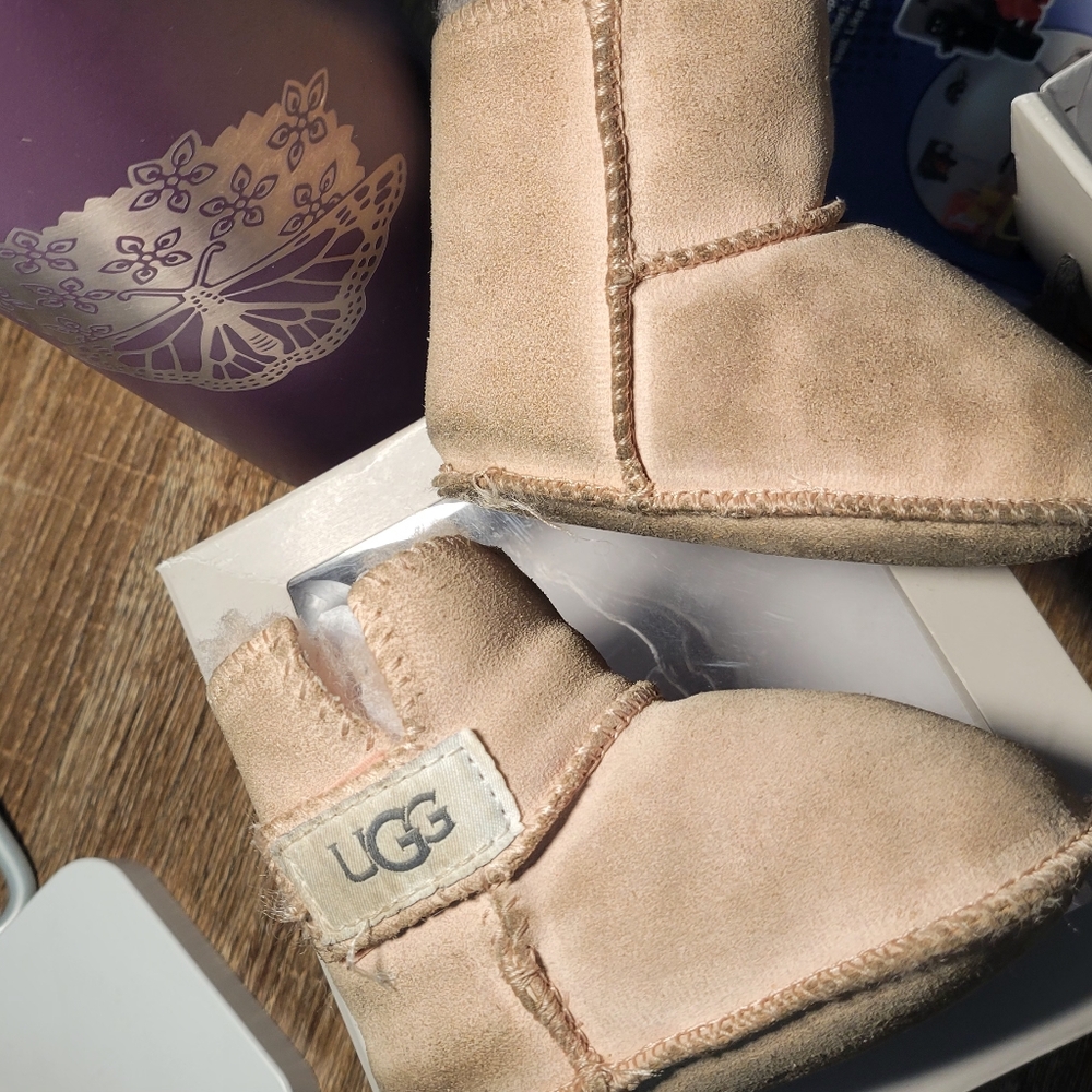 Ugg baby shoes